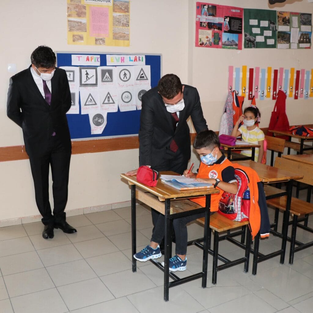 23 nisan ilköğretim okulu ziyareti