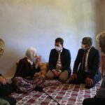 Kaymakam Yusuf Kaptanoglu Alaaddin Koyunde Hane Ziyaretlerinde Bulundu 2